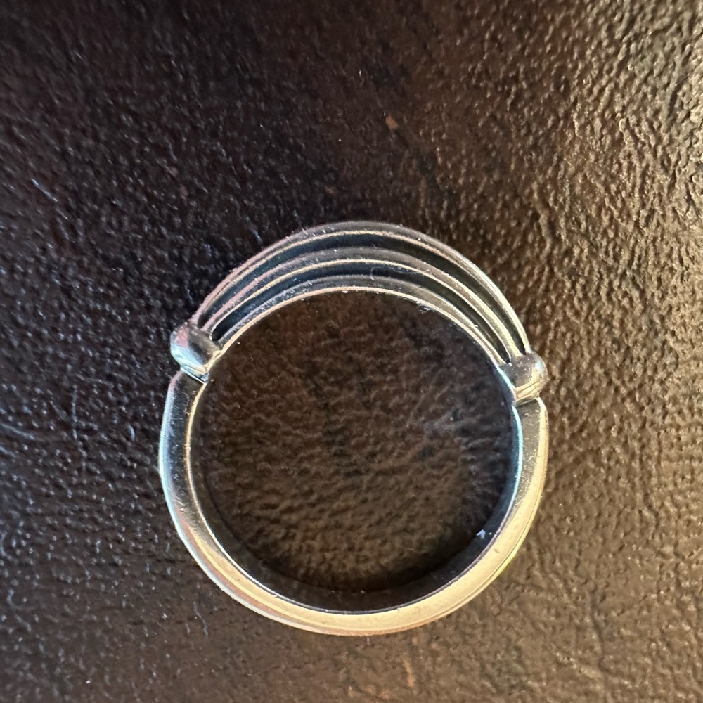 Lagos Sterling Silver Fluted Stacking Ring Size 7. Never worn, NWOT. - Picture 2 of 9